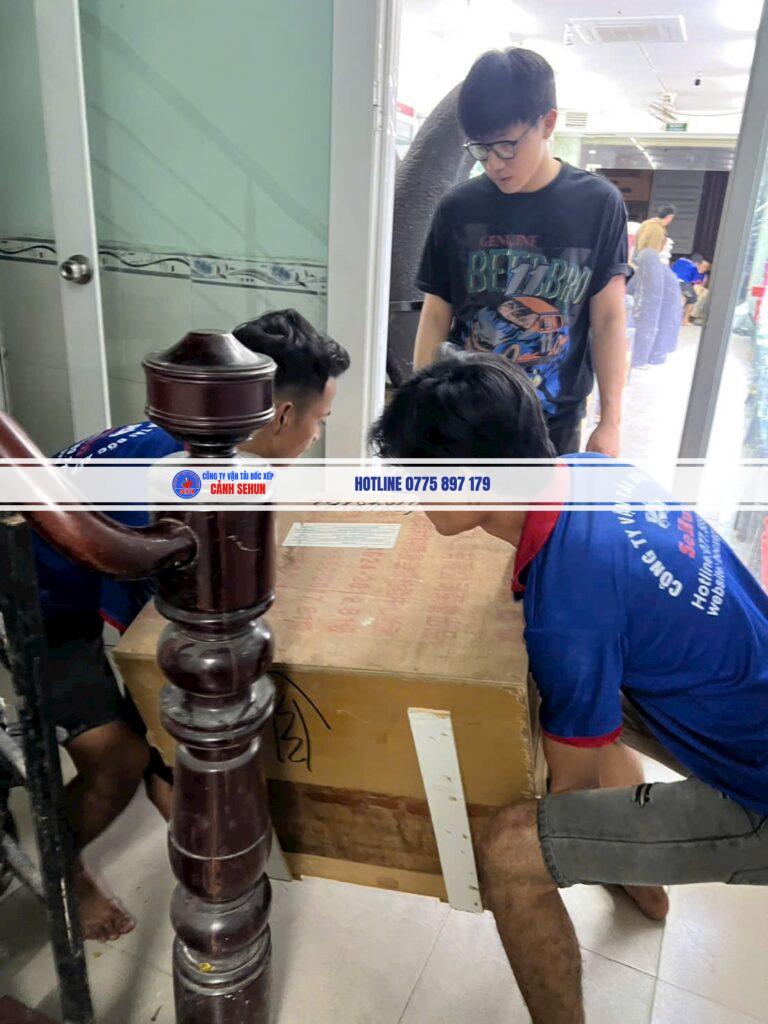 Dịch Vụ Bốc Xếp Bình Dương Uy Tín, Chuyên Nghiệp 24/7 | Báo Giá Nhanh 7 Ảnh đội thợ cảnh sehun - dịch vụ bốc xếp Bình Dương