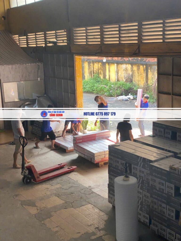 Thuê Nhân Công Bốc Xếp TPHCM Uy Tín, Có Mặt Nhanh 24/7 | Cảnh Sehun 1 Cung ứng nhân lực - Thuê Nhân Công Bốc Xếp TPHCM Uy Tín