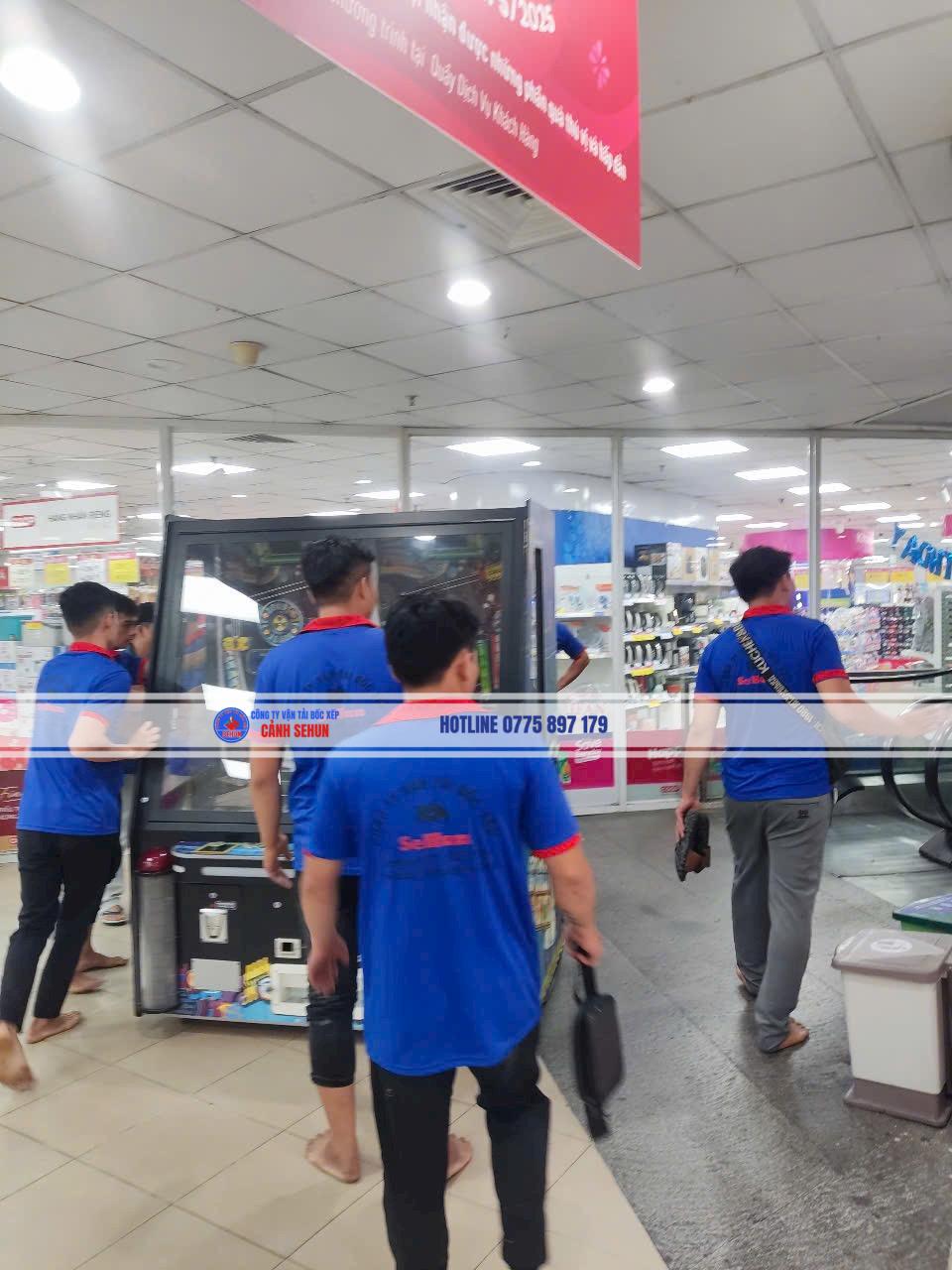 Cảnh sehun sẵn sáng phục vụ quý khách hàng - Bốc Xếp Hàng Hóa Bình Dương Uy Tín