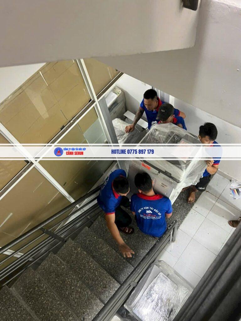 Dịch Vụ Bốc Xếp Giá Rẻ HCM — So Sánh Cách Tính Giá Theo Từng Dịch Vụ 2026 7 Dịch Vụ Bốc Xếp Giá Rẻ HCM — So Sánh Cách Tính Giá Theo Từng Dịch Vụ