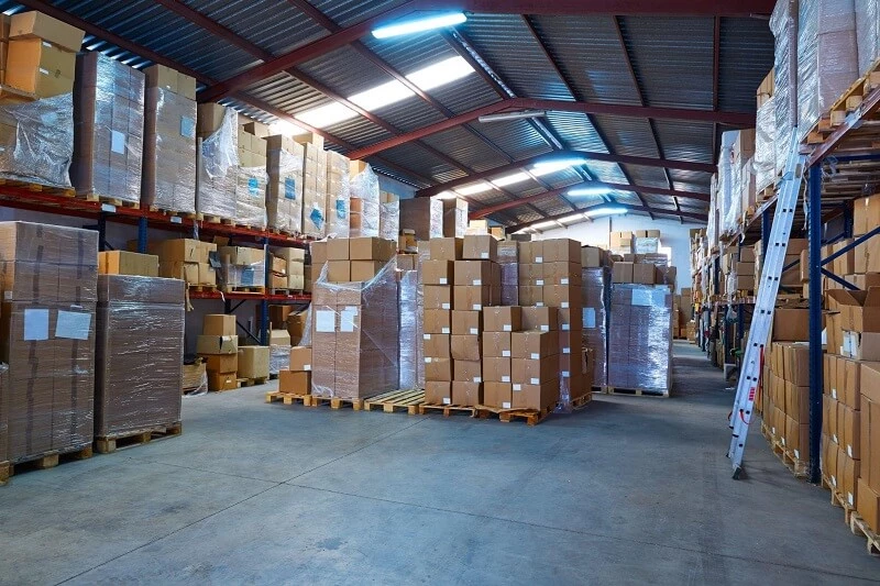 Bốc xếp hàng hóa an toàn không chỉ là kỹ thuật cá nhân mà còn là nghĩa vụ pháp lý của doanh nghiệp: huấn luyện, nội quy, thẻ an toàn. Gọi 0775 897 179.