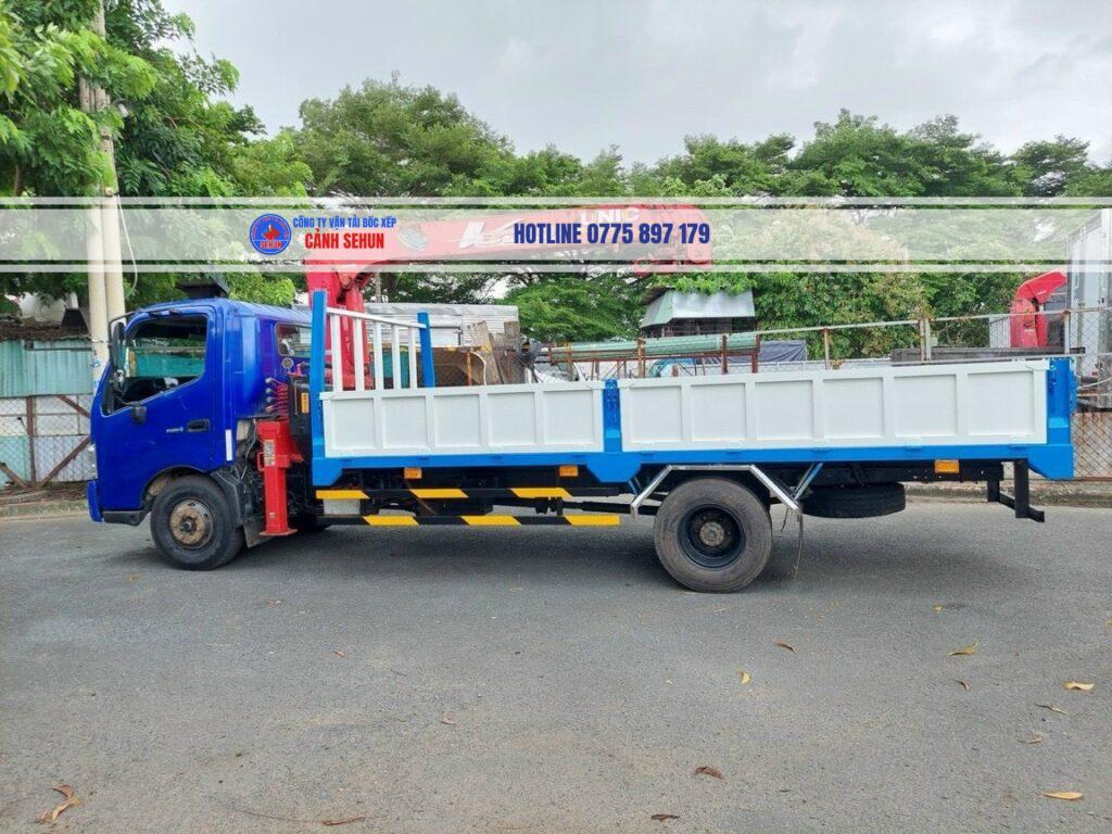 Cho Thuê Xe Cẩu Hàng — Khi Nào Cẩu, Khi Nào Dùng Xe Nâng?