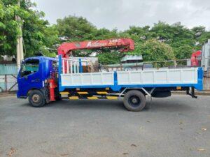 Cho Thuê Xe Cẩu Hàng — Khi Nào Cẩu, Khi Nào Dùng Xe Nâng?